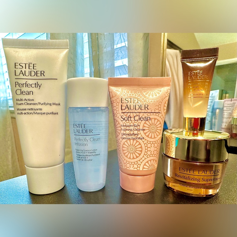Lot of 5 Estée Lauder Products